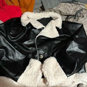 Puffy fo leather jacket